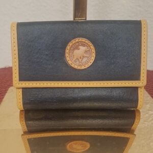 🎁 Hunting World Key Holder